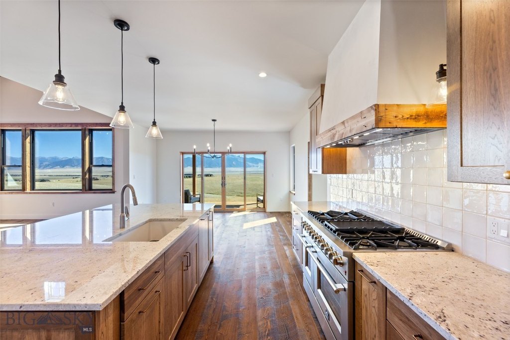 Ennis, Montana, 59729, United States, 4 Bedrooms Bedrooms, ,4.5 BathroomsBathrooms,Residential,Forsale,1986960