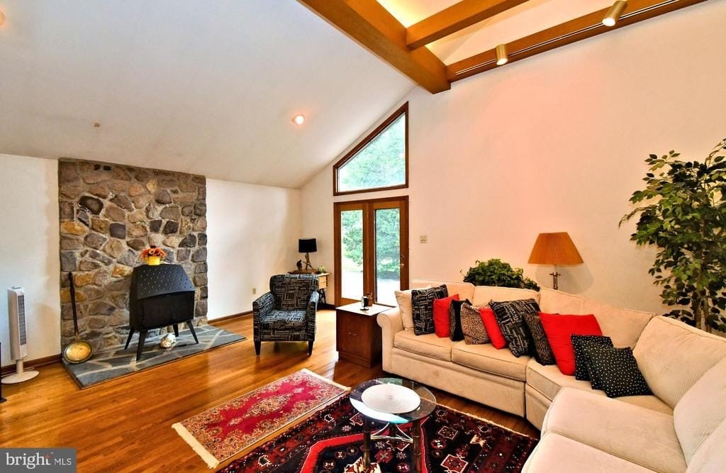 DOYLESTOWN, Pennsylvania, 18901, United States, 4 Bedrooms Bedrooms, ,3 BathroomsBathrooms,Residential,Forsale,1973388