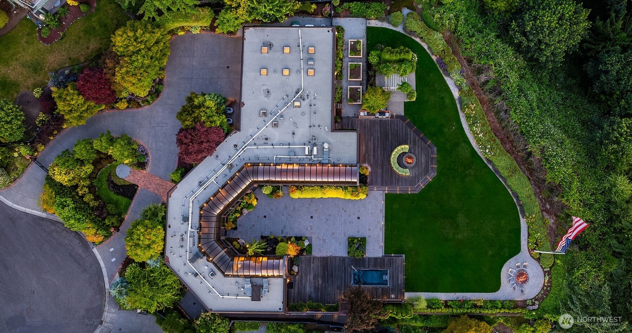 Mukilteo, Washington, 98275, United States, 4 Bedrooms Bedrooms, ,4 BathroomsBathrooms,Residential,Forsale,2009203