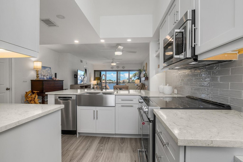 Marco Island, Florida, 34145, United States, 2 Bedrooms Bedrooms, ,2 BathroomsBathrooms,Residential,Forsale,1971940