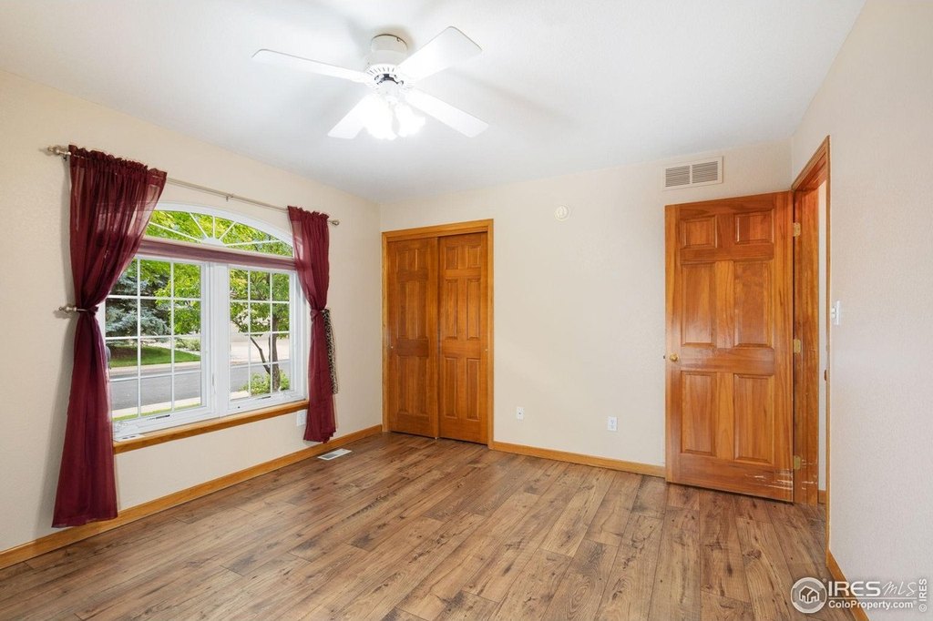 Loveland, Colorado, 80537, United States, 5 Bedrooms Bedrooms, ,3.5 BathroomsBathrooms,Residential,Forsale,1967203