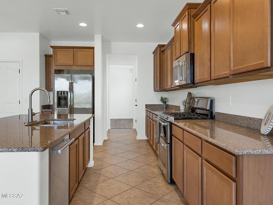 Oro Valley, Arizona, 85742, United States, 4 Bedrooms Bedrooms, ,3 BathroomsBathrooms,Residential,Forsale,1963530