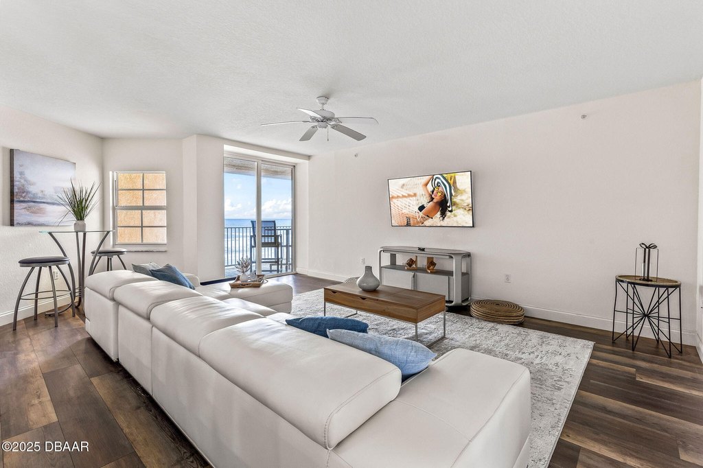 Daytona Beach Shores, Florida, 32118, United States, 3 Bedrooms Bedrooms, ,3 BathroomsBathrooms,Residential,Forsale,1990137