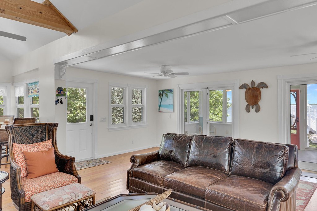 Summerland Key, Florida, 33042, United States, 2 Bedrooms Bedrooms, ,2 BathroomsBathrooms,Residential,Forsale,1971997