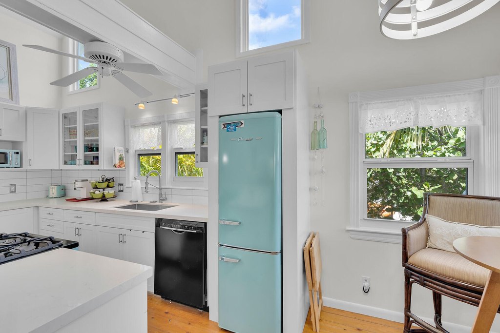 Summerland Key, Florida, 33042, United States, 2 Bedrooms Bedrooms, ,2 BathroomsBathrooms,Residential,Forsale,1971997