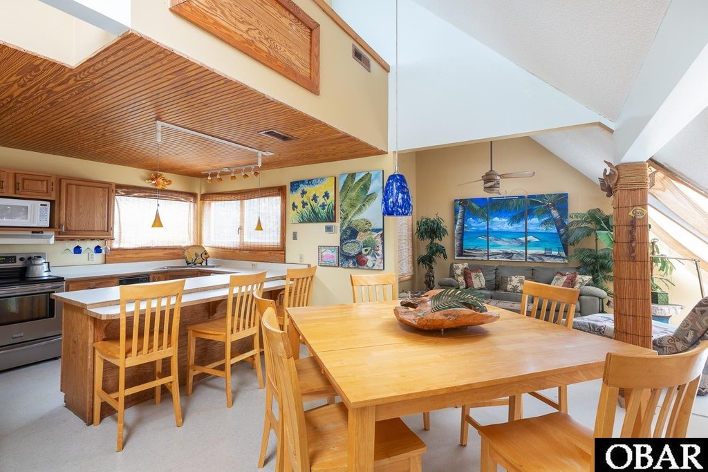 Corolla, North Carolina, 27927, United States, 4 Bedrooms Bedrooms, ,2.5 BathroomsBathrooms,Residential,Forsale,1964355