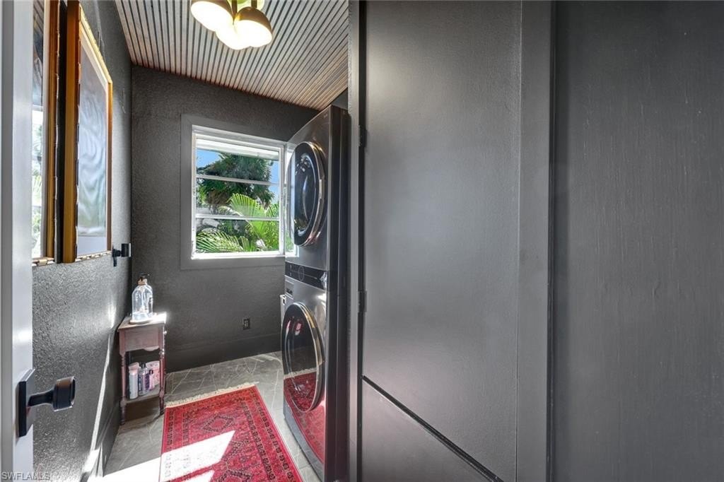 NAPLES, Florida, 34110, United States, 3 Bedrooms Bedrooms, ,2 BathroomsBathrooms,Residential,Forsale,1971921