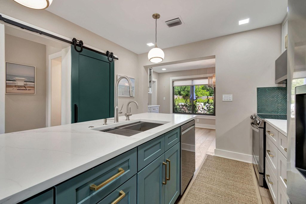 Boynton Beach, Florida, 33435, United States, 5 Bedrooms Bedrooms, ,3 BathroomsBathrooms,Residential,Forsale,1969906