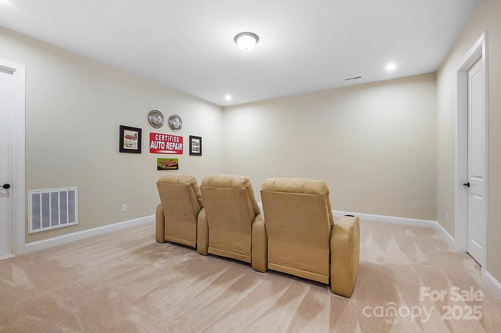 York, South Carolina, 29745, United States, 4 Bedrooms Bedrooms, ,3 BathroomsBathrooms,Residential,Forsale,1985980