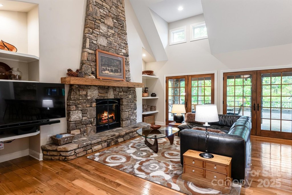 Arden, North Carolina, 28704, United States, 3 Bedrooms Bedrooms, ,2.5 BathroomsBathrooms,Residential,Forsale,1985991