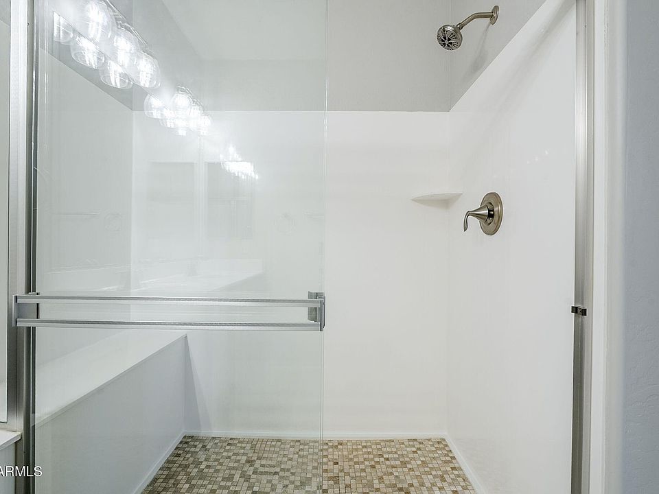 Gilbert, Arizona, 85296, United States, 3 Bedrooms Bedrooms, ,2 BathroomsBathrooms,Residential,Forsale,1953469