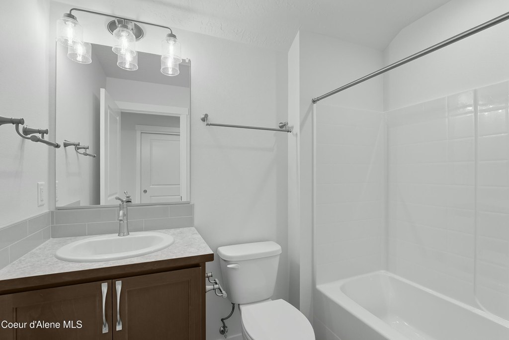 Coeur d'Alene, Idaho, 83815, United States, 4 Bedrooms Bedrooms, ,3 BathroomsBathrooms,Residential,Forsale,1984592