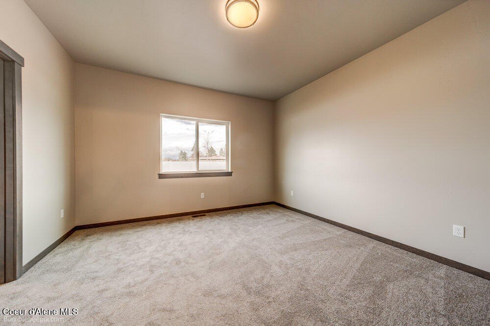 Post Falls, Idaho, 83854, United States, 4 Bedrooms Bedrooms, ,2.5 BathroomsBathrooms,Residential,Forsale,1984590