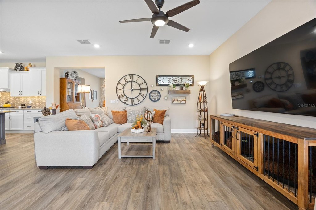 OCALA, Florida, 34481, United States, 3 Bedrooms Bedrooms, ,3 BathroomsBathrooms,Residential,Forsale,1969785