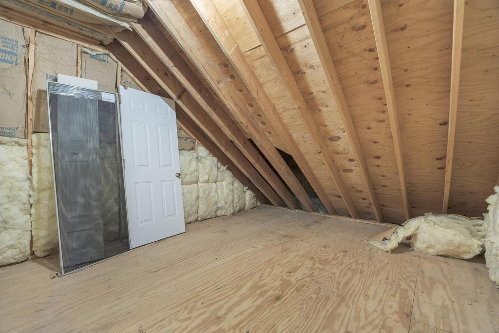 Signal Mountain, Tennessee, 37377, United States, 5 Bedrooms Bedrooms, ,3.5 BathroomsBathrooms,Residential,Forsale,1995325