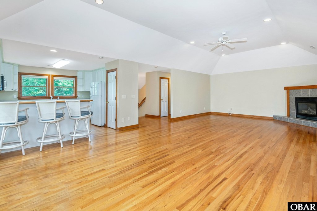 Kill Devil Hills, North Carolina, 27948, United States, 3 Bedrooms Bedrooms, ,3 BathroomsBathrooms,Residential,Forsale,1993772