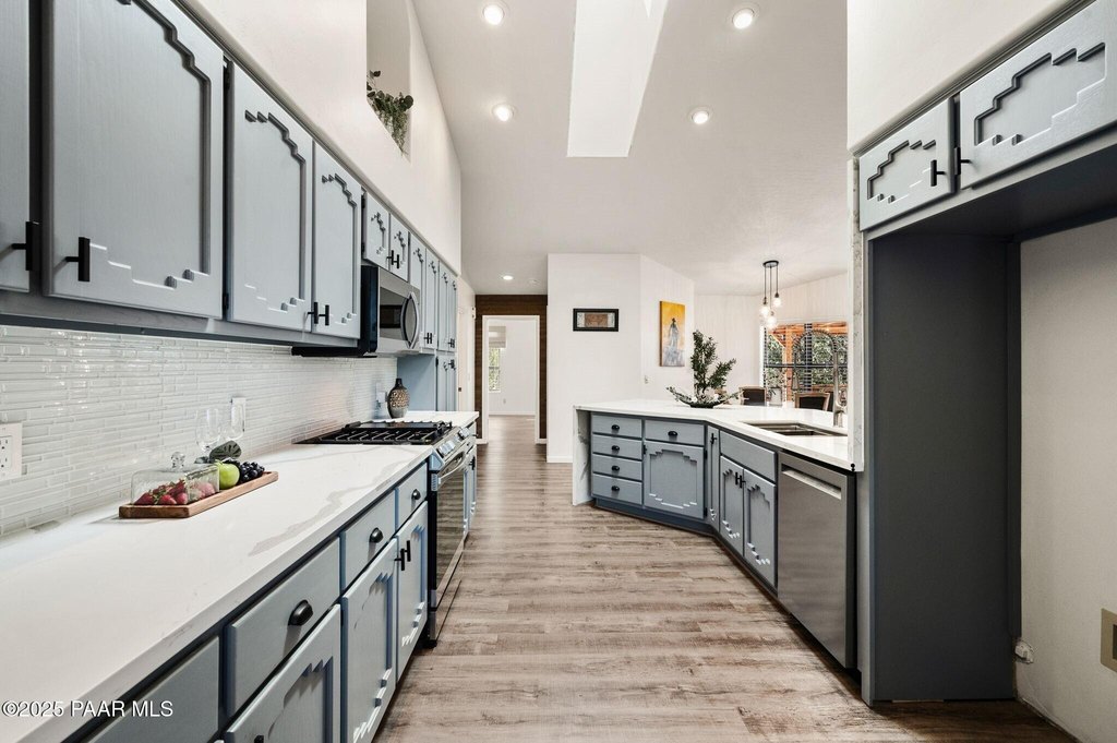 Prescott, Arizona, 86305, United States, 3 Bedrooms Bedrooms, ,2.5 BathroomsBathrooms,Residential,Forsale,1968213