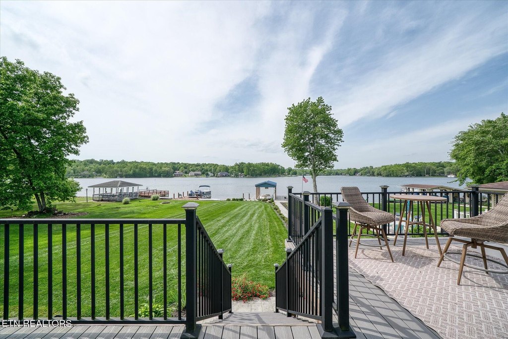 Crossville, Tennessee, 38572, United States, 3 Bedrooms Bedrooms, ,3.5 BathroomsBathrooms,Residential,Forsale,1886022