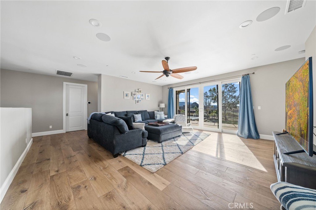 Temecula, California, 92591, United States, 7 Bedrooms Bedrooms, ,6.5 BathroomsBathrooms,Residential,Forsale,1959783