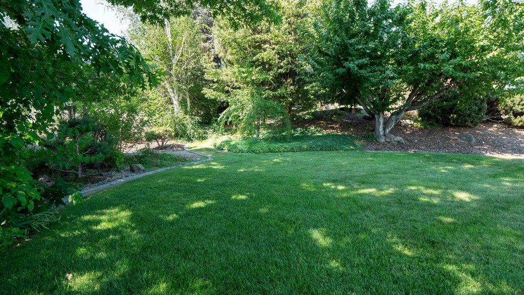 Richland, Washington, 99352, United States, 2 Bedrooms Bedrooms, ,3 BathroomsBathrooms,Residential,Forsale,1922429