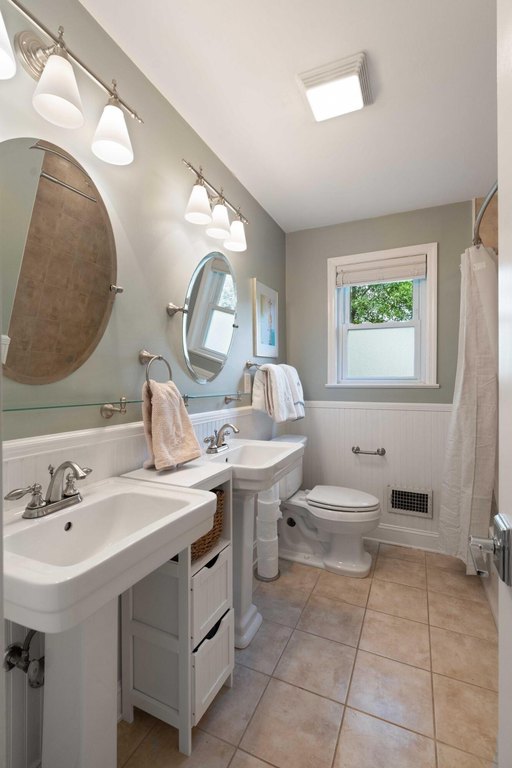 Charleston, South Carolina, 29407, United States, 4 Bedrooms Bedrooms, ,3 BathroomsBathrooms,Residential,Forsale,2007670