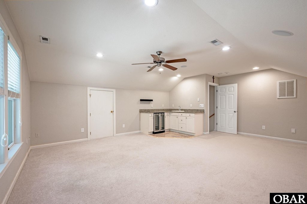 Powells Point, North Carolina, 27966, United States, 3 Bedrooms Bedrooms, ,2.5 BathroomsBathrooms,Residential,Forsale,1951929