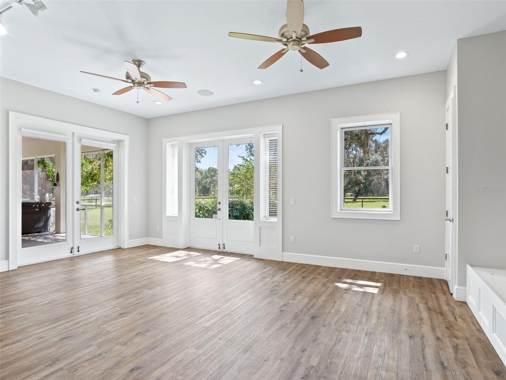 OCALA, Florida, 34473, United States, 4 Bedrooms Bedrooms, ,4.5 BathroomsBathrooms,Residential,Forsale,1969801