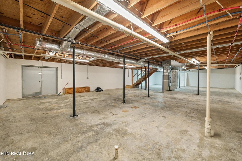 Cookeville, Tennessee, 38506, United States, 3 Bedrooms Bedrooms, ,2 BathroomsBathrooms,Residential,Forsale,2009452