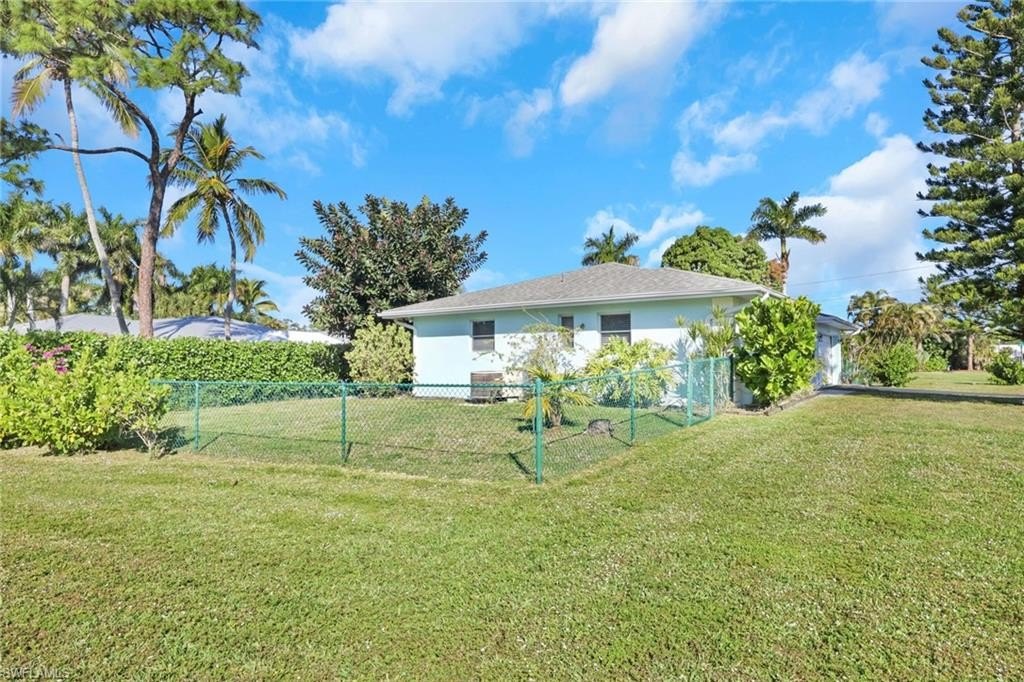 BONITA SPRINGS, Florida, 34134, United States, 2 Bedrooms Bedrooms, ,2 BathroomsBathrooms,Residential,Forsale,2011979