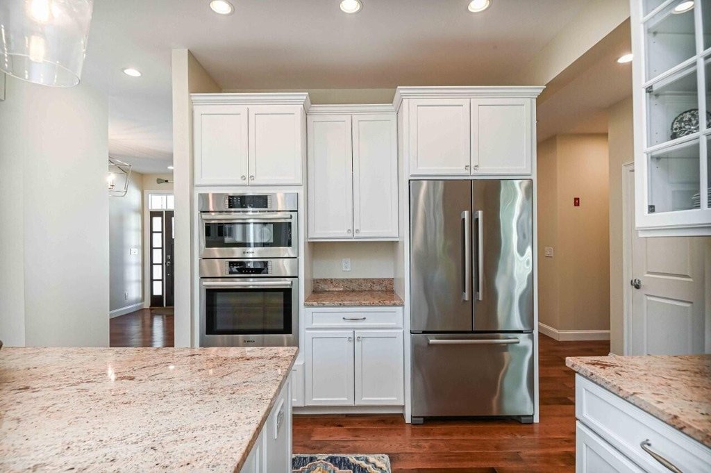 Ogunquit, Maine, 03907, United States, 4 Bedrooms Bedrooms, ,3 BathroomsBathrooms,Residential,Forsale,1894028