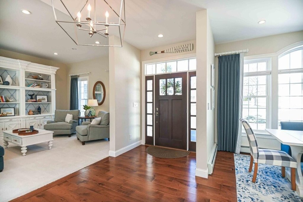 Ogunquit, Maine, 03907, United States, 4 Bedrooms Bedrooms, ,3 BathroomsBathrooms,Residential,Forsale,1894028