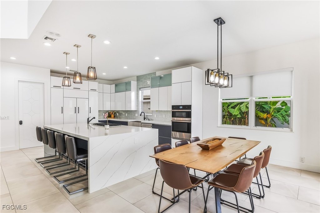 Cape Coral, Florida, 33904, United States, 5 Bedrooms Bedrooms, ,5.5 BathroomsBathrooms,Residential,Forsale,1971934