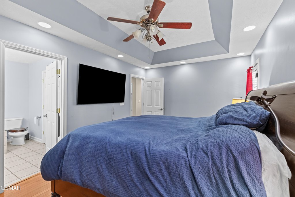 Baneberry, Tennessee, 37890, United States, 3 Bedrooms Bedrooms, ,2.5 BathroomsBathrooms,Residential,Forsale,1999467