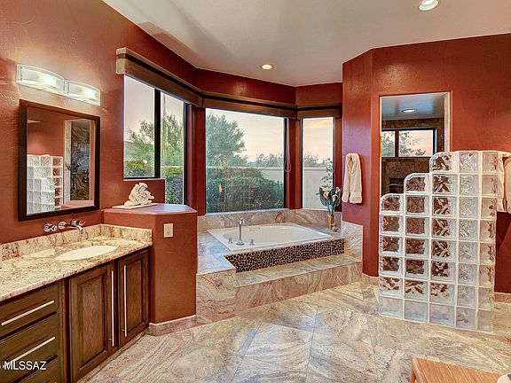 Tucson, Arizona, 85750, United States, 4 Bedrooms Bedrooms, ,3 BathroomsBathrooms,Residential,Forsale,1963532