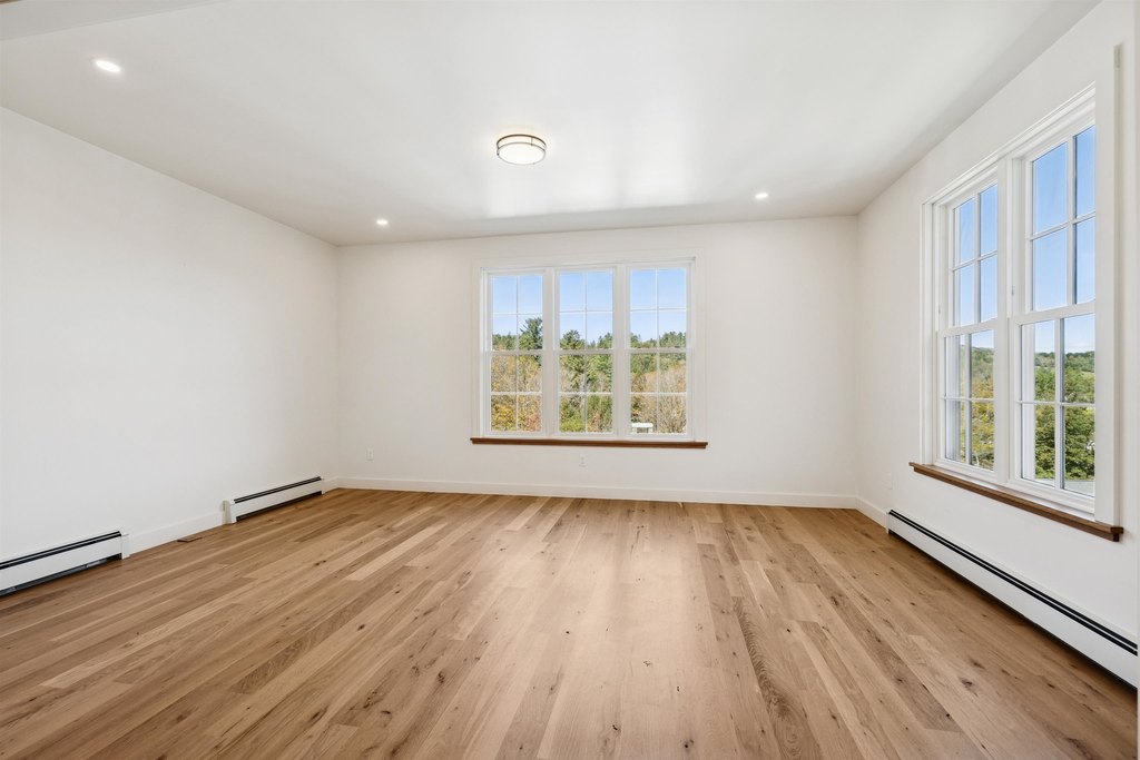 Woodstock, Vermont, 05091, United States, 3 Bedrooms Bedrooms, ,3.5 BathroomsBathrooms,Residential,Forsale,2004852