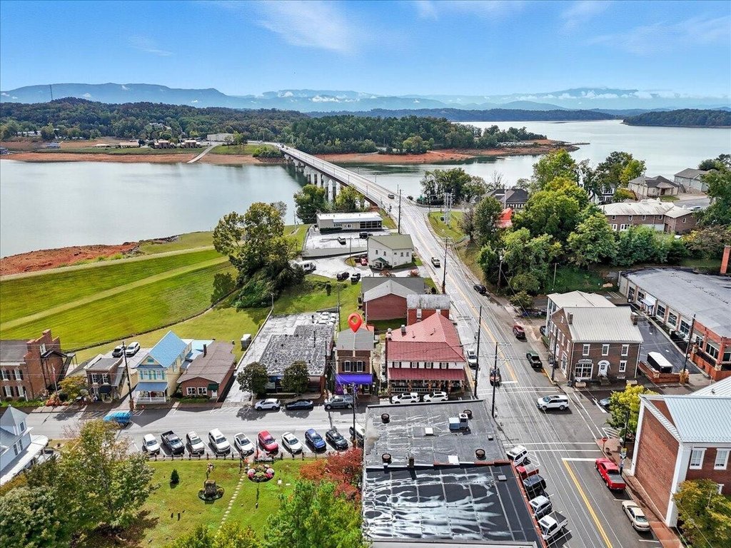 Dandridge, Tennessee, 37725, United States, ,Commercial,Forsale,1988738