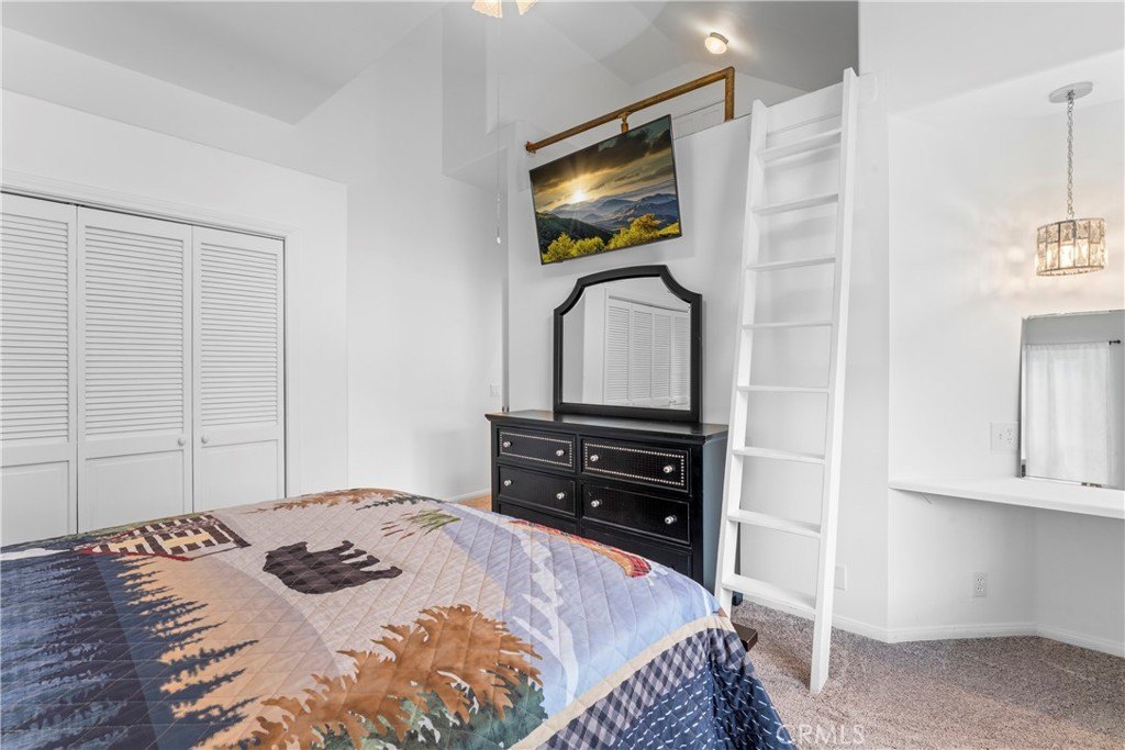 Lake Arrowhead, California, 92352, United States, 4 Bedrooms Bedrooms, ,2.5 BathroomsBathrooms,Residential,Forsale,1971038