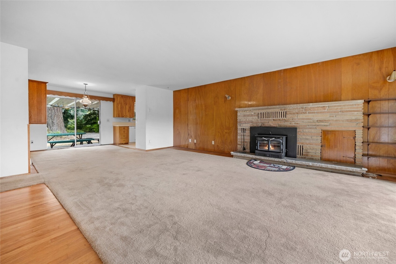 Bothell, Washington, 98021, United States, 3 Bedrooms Bedrooms, ,1 BathroomBathrooms,Residential,Forsale,1965890