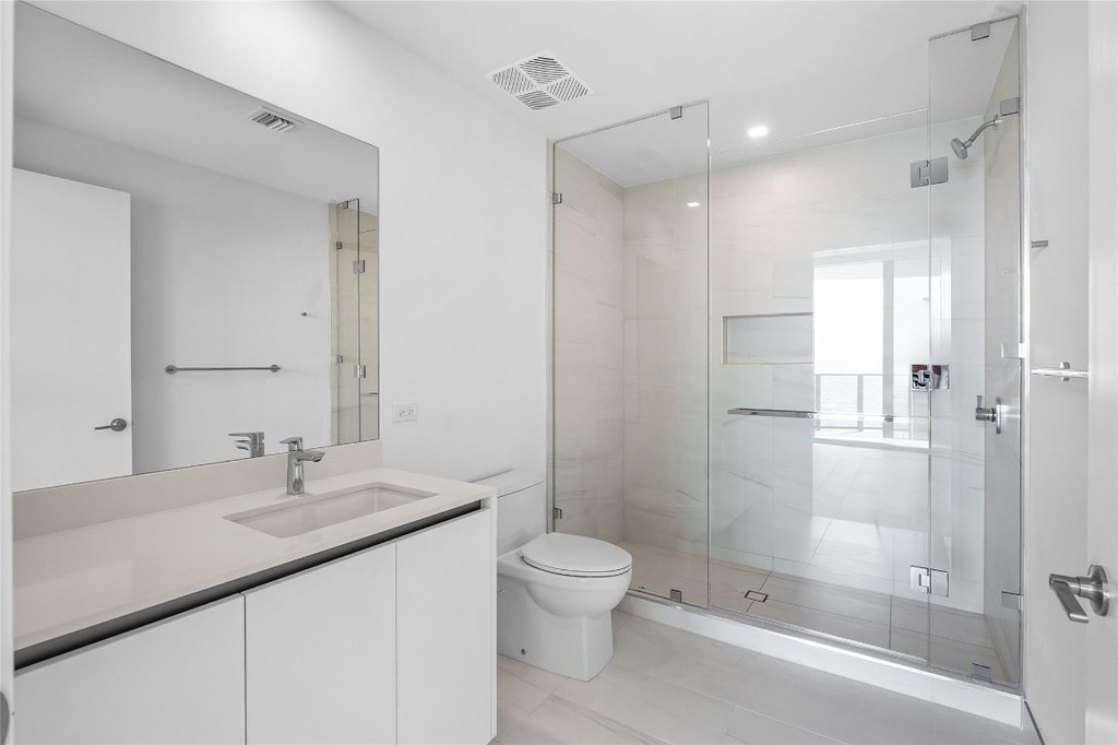 Pompano Beach, Florida, 33062, United States, 2 Bedrooms Bedrooms, ,2.5 BathroomsBathrooms,Residential,Forsale,2011543