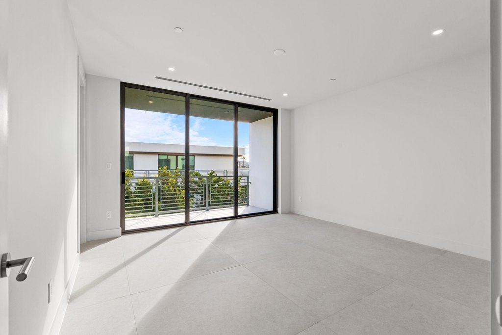 Delray Beach, Florida, 33483, United States, 5 Bedrooms Bedrooms, ,5.5 BathroomsBathrooms,Residential,Forsale,2009891