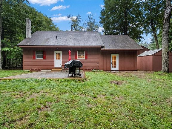 Eagle Bay, New York, 13331, United States, 3 Bedrooms Bedrooms, ,2 BathroomsBathrooms,Residential,Forsale,1969693