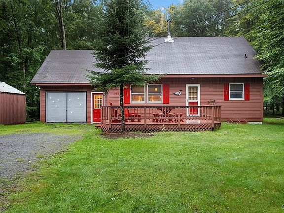 Eagle Bay, New York, 13331, United States, 3 Bedrooms Bedrooms, ,2 BathroomsBathrooms,Residential,Forsale,1969693