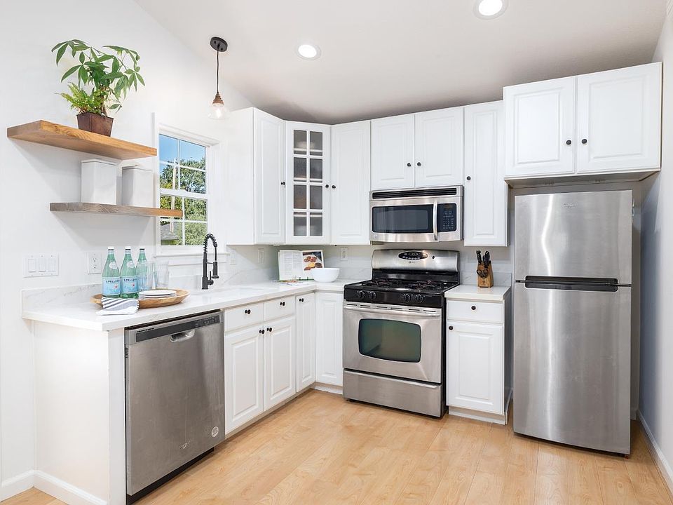 Kenwood, California, 95452, United States, 2 Bedrooms Bedrooms, ,2 BathroomsBathrooms,Residential,Forsale,1985916