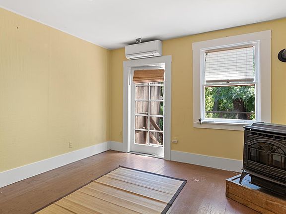 San Anselmo, California, 94960, United States, 2 Bedrooms Bedrooms, ,2 BathroomsBathrooms,Residential,Forsale,1985926