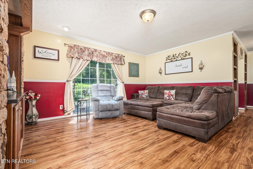 Decatur, Tennessee, 37322, United States, 4 Bedrooms Bedrooms, ,2 BathroomsBathrooms,Residential,Forsale,1929848