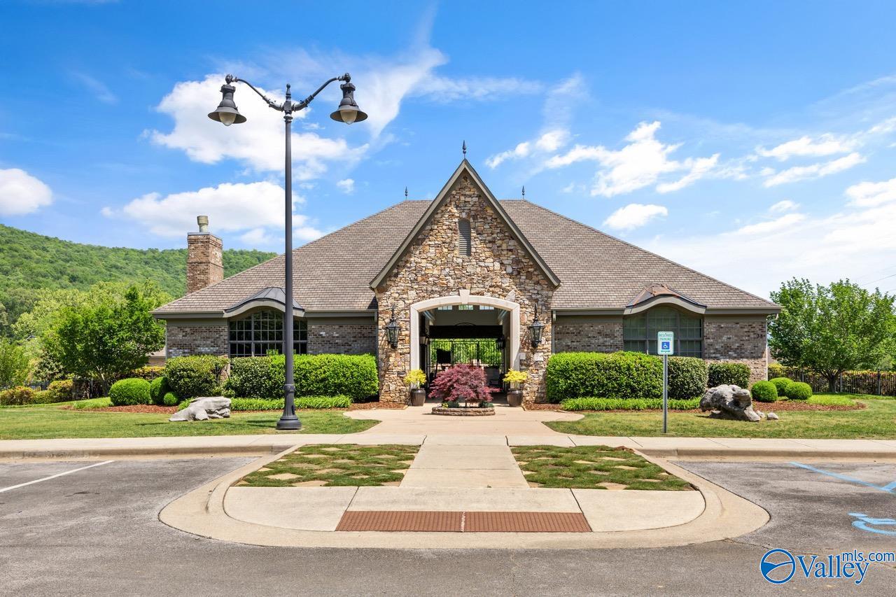 Gurley, Alabama, 35748, United States, 5 Bedrooms Bedrooms, ,4.5 BathroomsBathrooms,Residential,Forsale,2007711