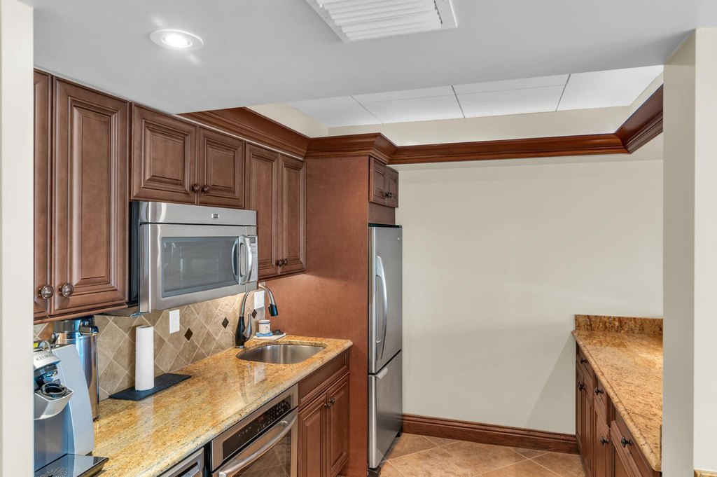 Marco Island, Florida, 34145, United States, 3 Bedrooms Bedrooms, ,2 BathroomsBathrooms,Residential,Forsale,2004760