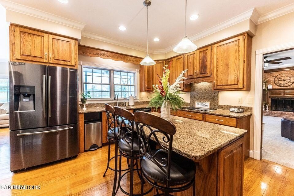 Pikeville, Tennessee, 37367, United States, 5 Bedrooms Bedrooms, ,5.5 BathroomsBathrooms,Residential,Forsale,1929853