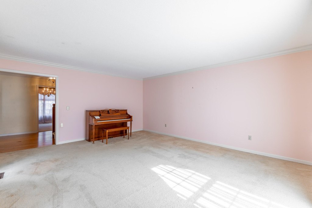 Chattanooga, Tennessee, 37421, United States, 5 Bedrooms Bedrooms, ,4 BathroomsBathrooms,Residential,Forsale,1995318