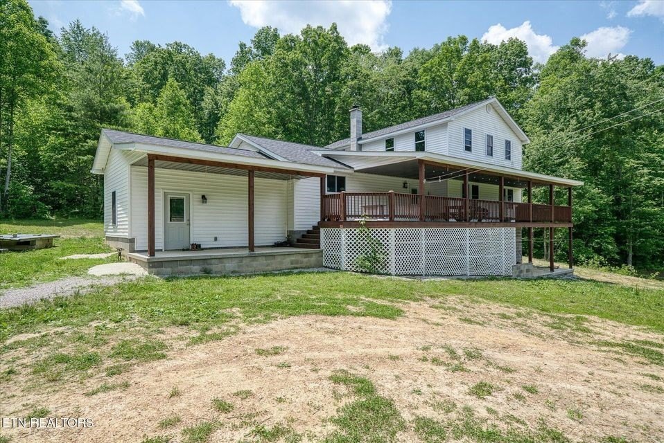 Deer Lodge, Tennessee, 37726, United States, 6 Bedrooms Bedrooms, ,2 BathroomsBathrooms,Residential,Forsale,1929820